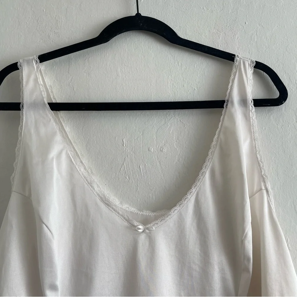 Retro Vassarette White Dainty Sleeveless Lightweight Top Womens Size 3XL - Picture 4 of 6